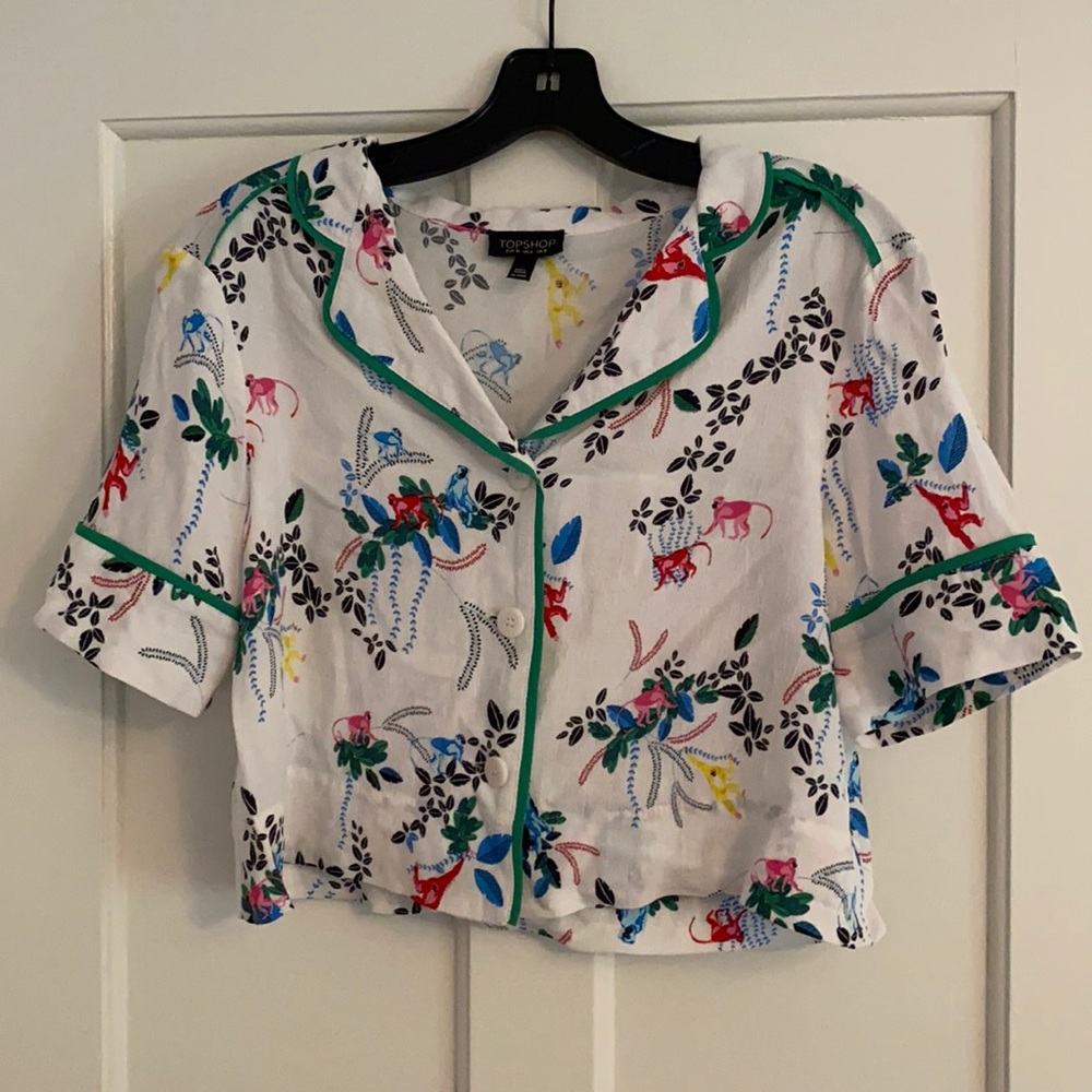 TOPSHOP Monkey Crop Top